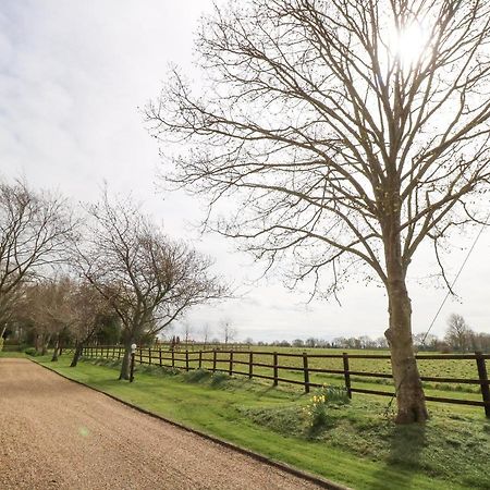 Pear Tree Wood Norton Exterior foto